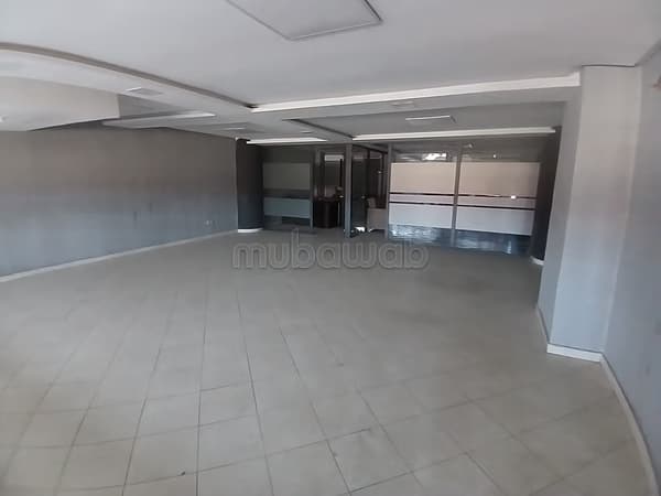 Commercial space for sale on Av mly Abdellah, 166m²
