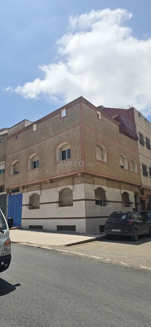 Haus mit 2 Fassaden in Sidi Maârouf, 87 m²