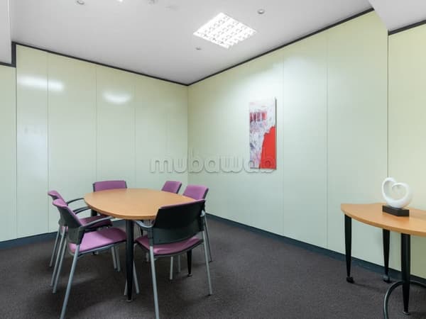 Espace de bureau ouvert pour 10 personas à Tower Centre 2