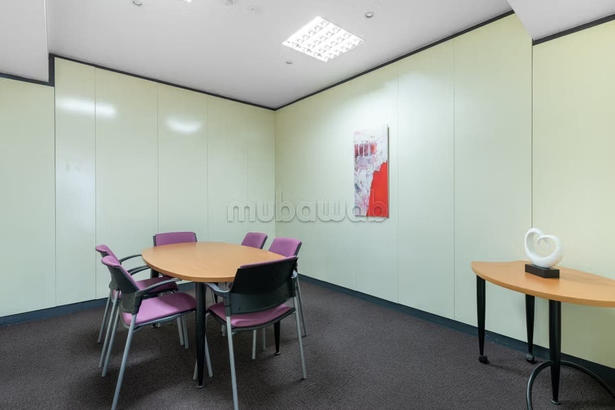 Espace de bureau ouvert pour 10 personas à Tower Centre 2