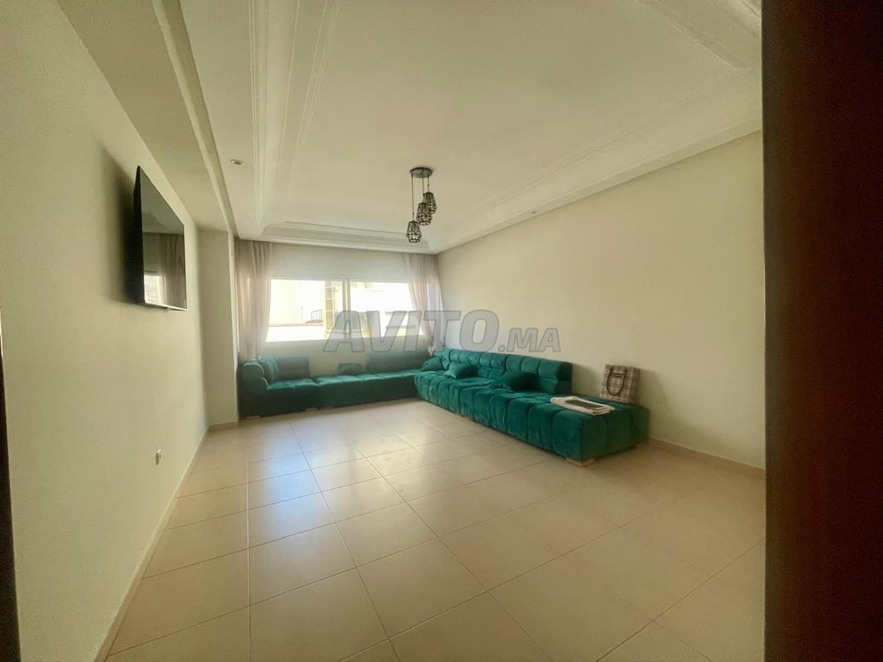 BEL APPARTEMENT MEUBLE À LOUER – HASSAN SOUKTANI