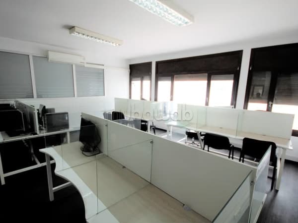 Ideal investisseur maarif vend bureau loué