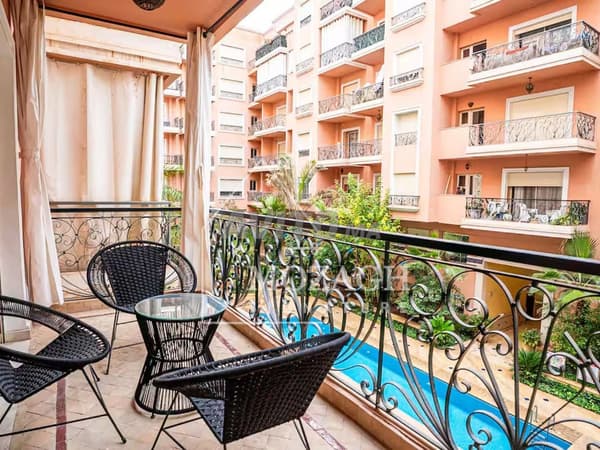 Bel appartement sur résidence piscine à Majorelle