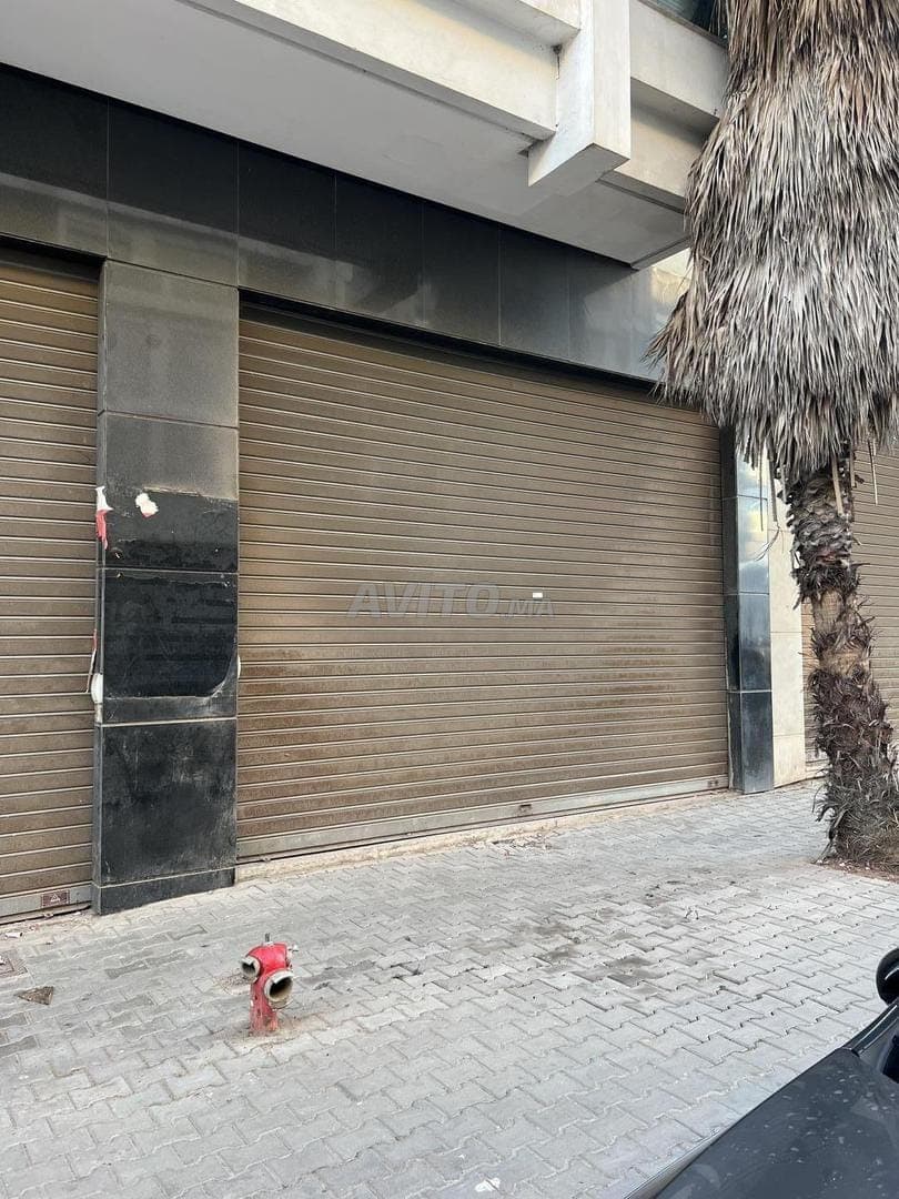 محل تجاري للكراء بحي أولفة مقابل KFC