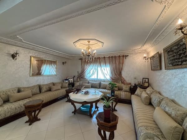 Spacieux appartement de 143 m² avec parking