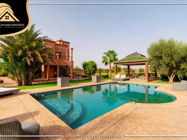 Villa vide à vendre – 1 ha 3 000 m² – Piscine privée, Route de Fès, Marrakech