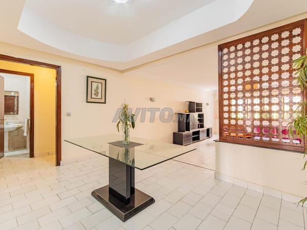 Appartamento in vendita di 154 m² a Casablanca / Maarif