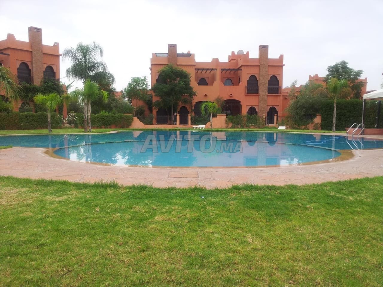 MAGNIFIQUE VILLA MEUBLÉE À LOUER ROUTE DE FÈS