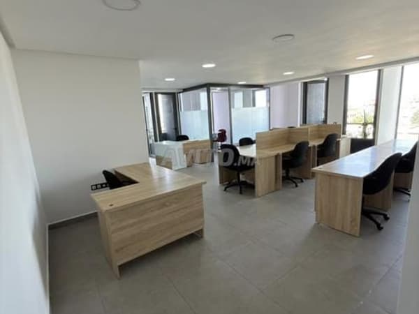 Bureau de 86 m² à louer – Proche CFC & Cheikh Zaid