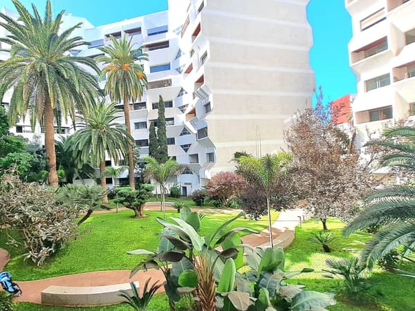 Appartement 137 m² à louer à Casablanca Moulay Youssef