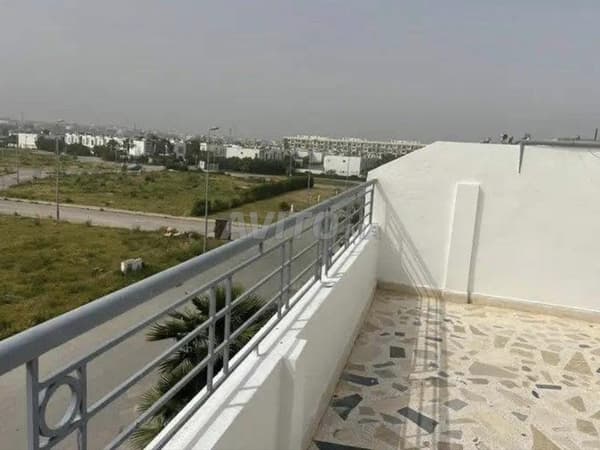 À VENDRE VILLA 3 NIVEAUX À DAR BOUAZZA