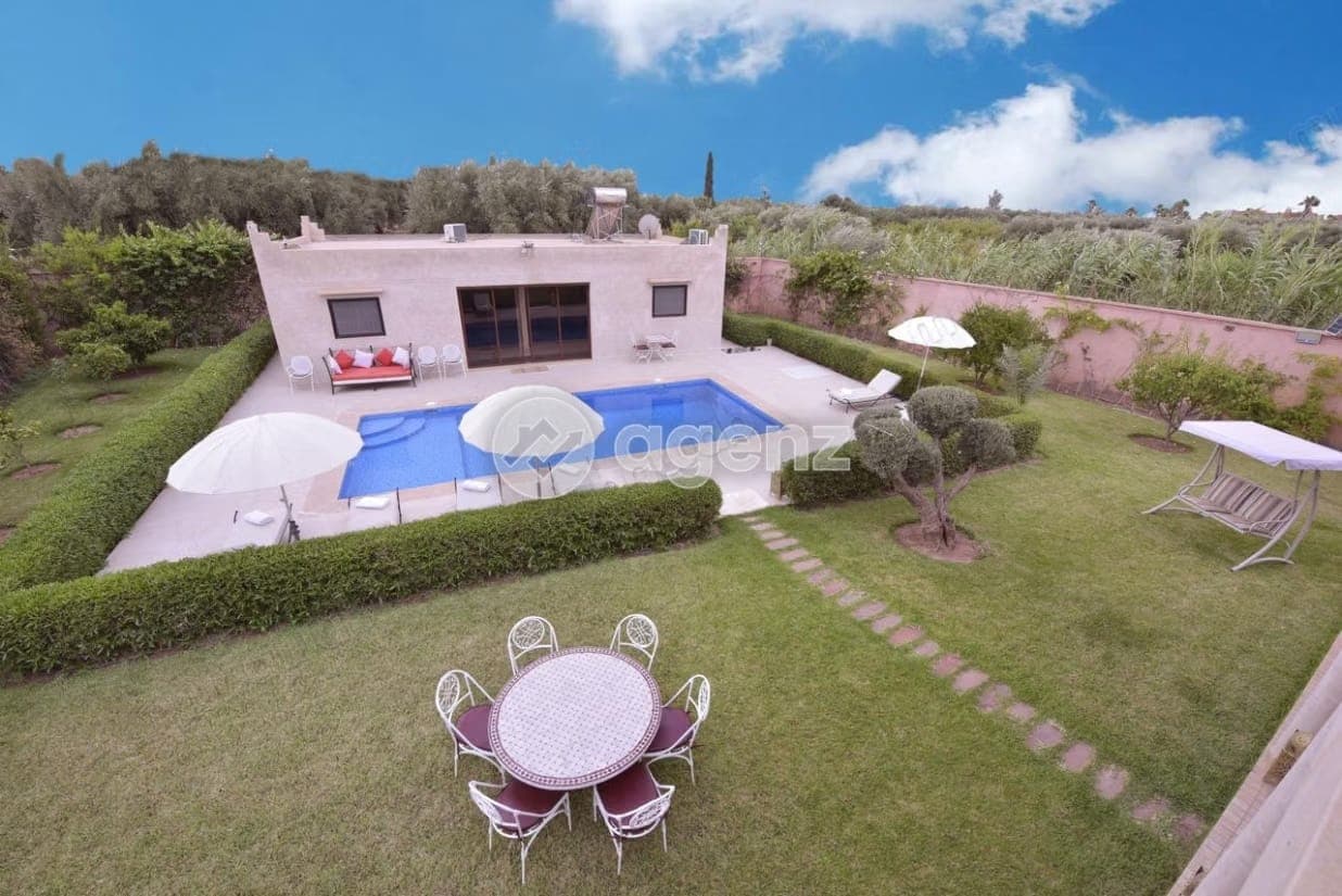 Villa à vendre 1 281 m², 6 chambres Autre Marrakech
