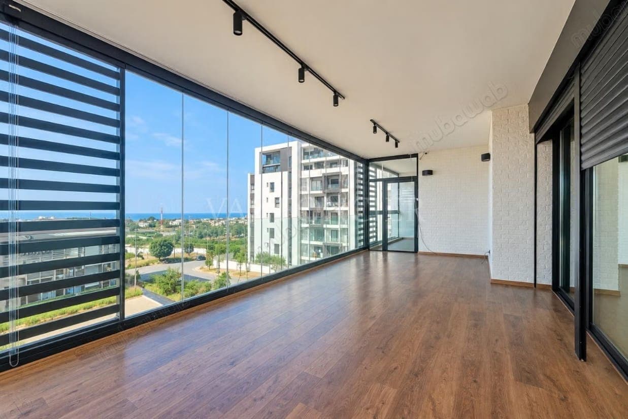 Verkoop prachtig appartement van 238m2 met groot terras en zeezicht Ain Diab, Casablanca