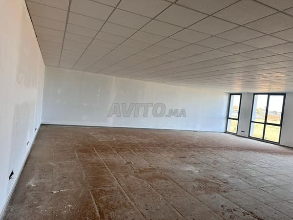 Bureau open space neuf à louer 170 m²