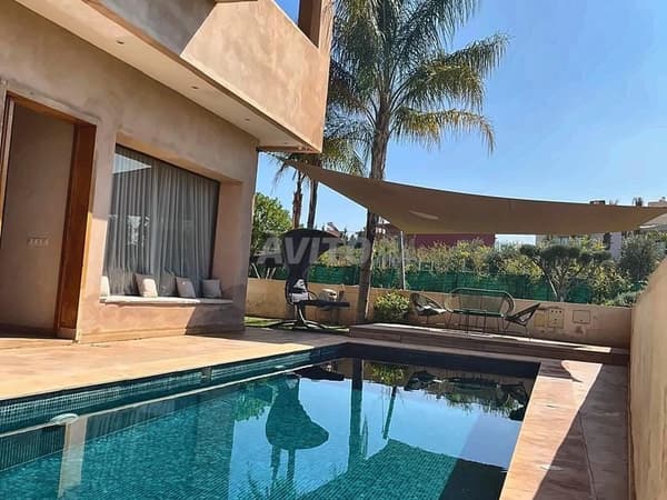 Villa mit 4 Suiten und Pool in Prestigia Argan