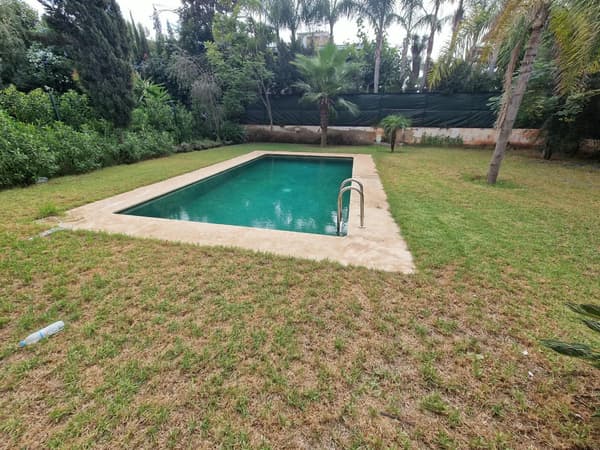 Bouskoura RDJ en location meublé piscine Privative palmeraie 3CH