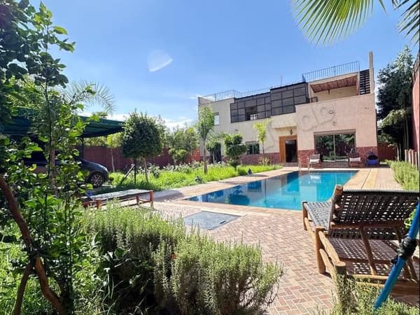 Villa à vendre à route d’ourika ghmate