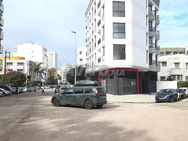 Local Commercial Angle 115m2 Gaine Terrasse Palmier