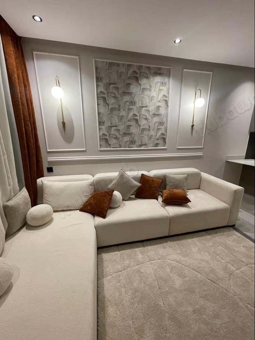Beautiful new apartment with no facing neighbours