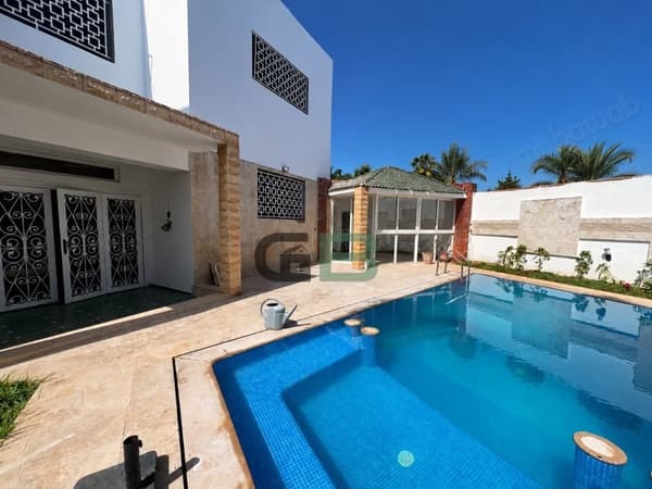 Villa AinDiab ext, 4 chambres Jardin/piscine Hammam
