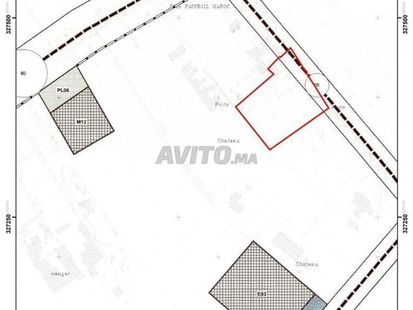 Terrain titré de 7 330 m² – Zone D2