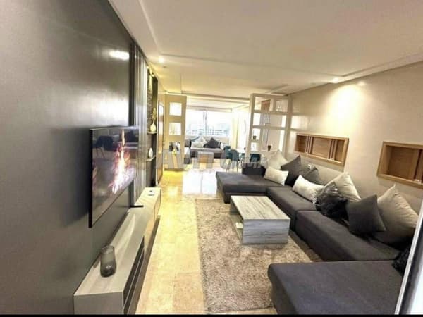 Nice apartment in Harhoura (motorway exit)