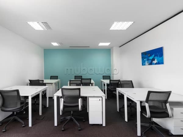 Rejoignez un espace de coworking à Tower Centre 2