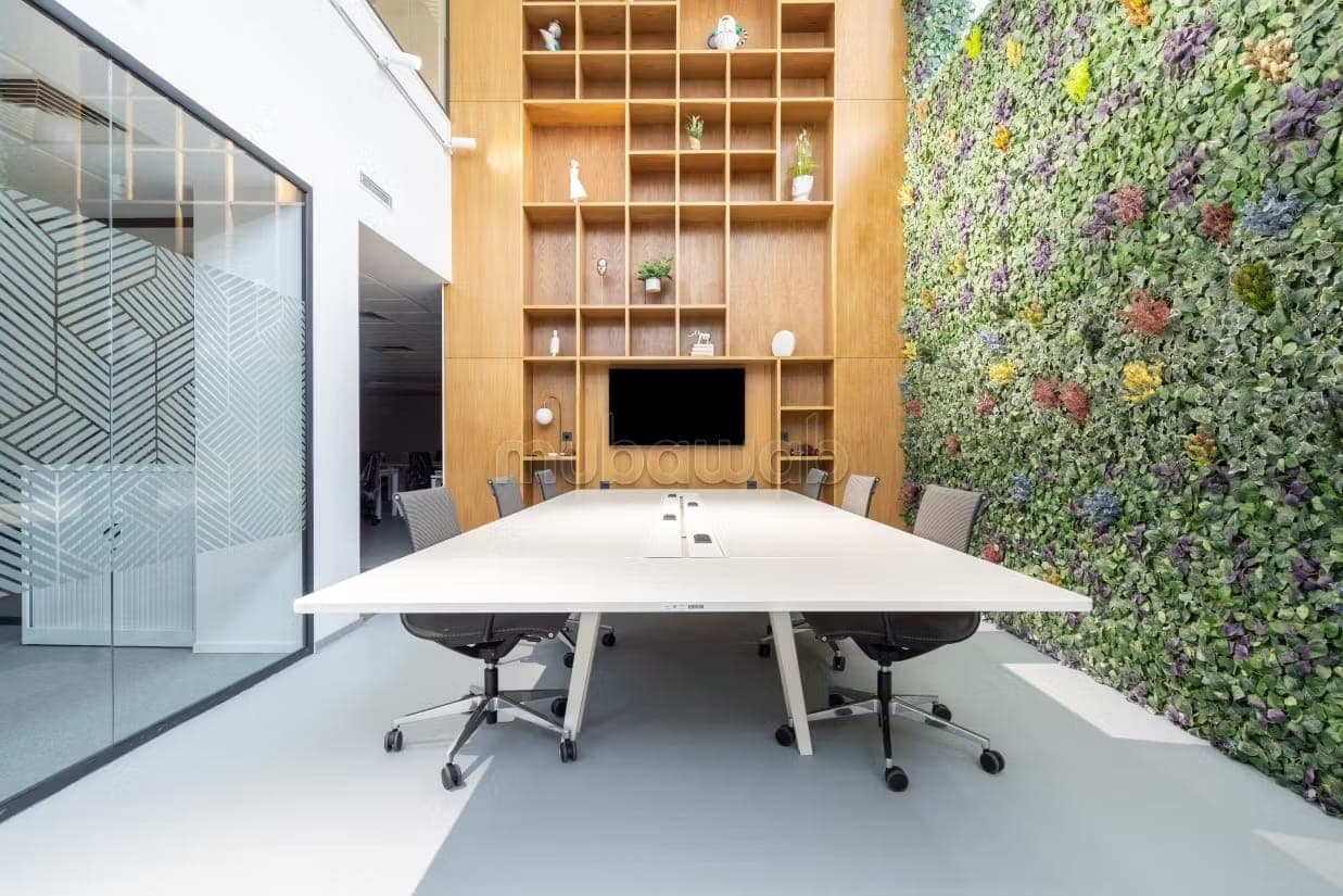 مكتب لـ 5 أشخاص في Spaces La Rocade