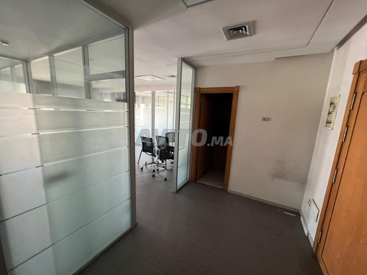 Ingerichte kantoor – Hoek Abdelmoumen & Anoual 123m2