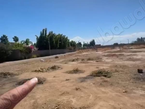 Lot de villa près école américain