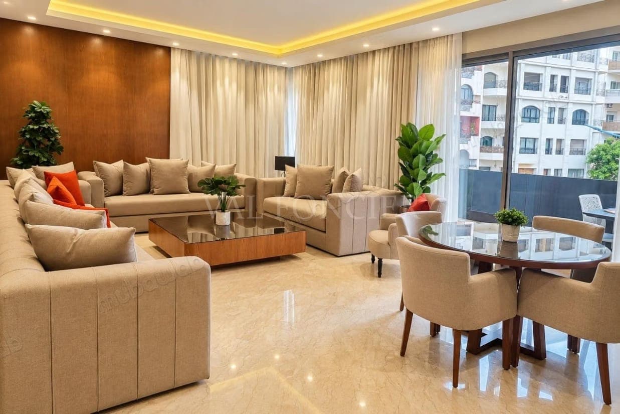 Huurappartement gemeubileerd 150m2 met 3 slaapkamers en terras Racine, Casablanca