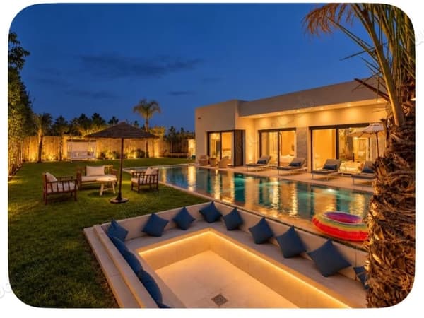 Villa de luxe à vendre sur la Route de l'Ourika 1000 m²
