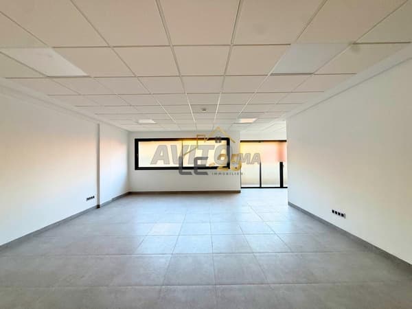 Bureau À Louer De 63 M² Au Centre De Guéliz