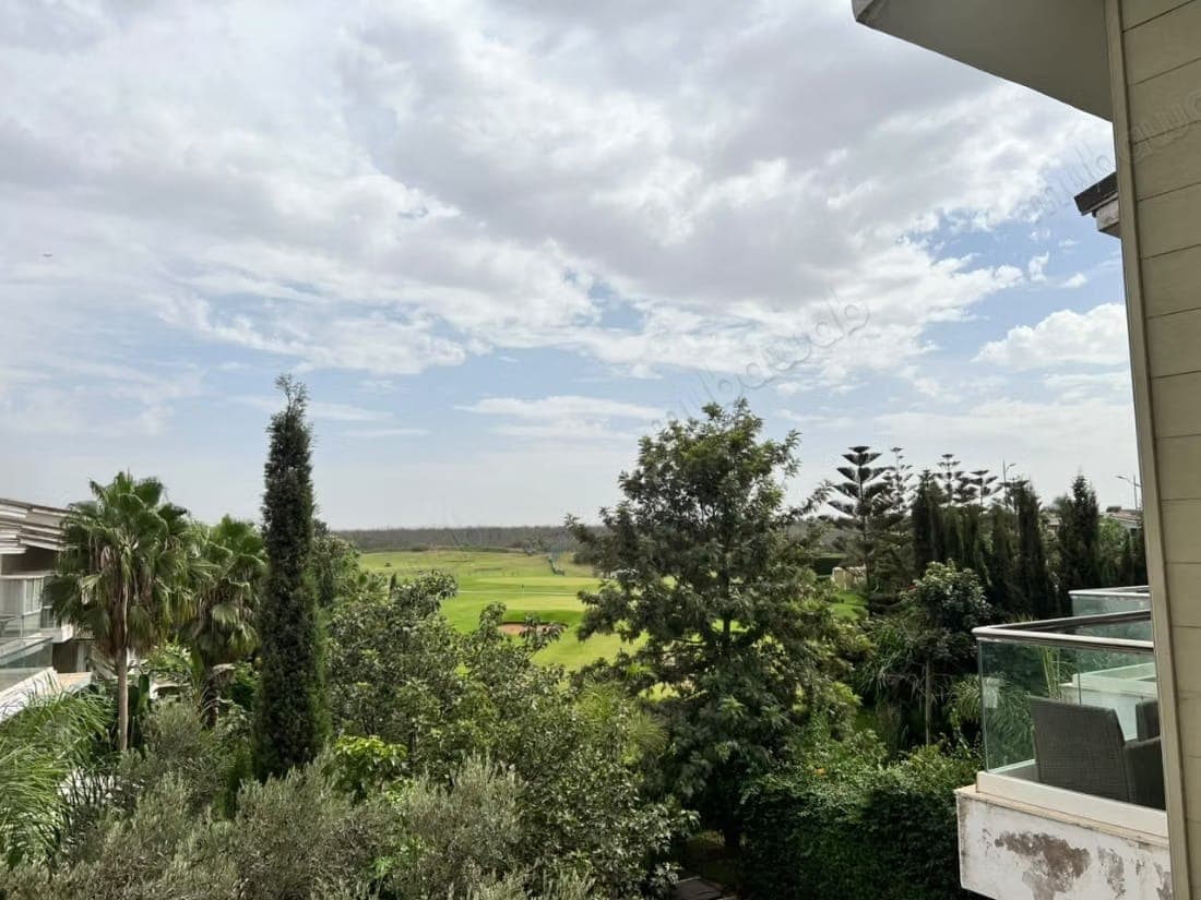 Élégance & Vue Golf – Prachtig appartement