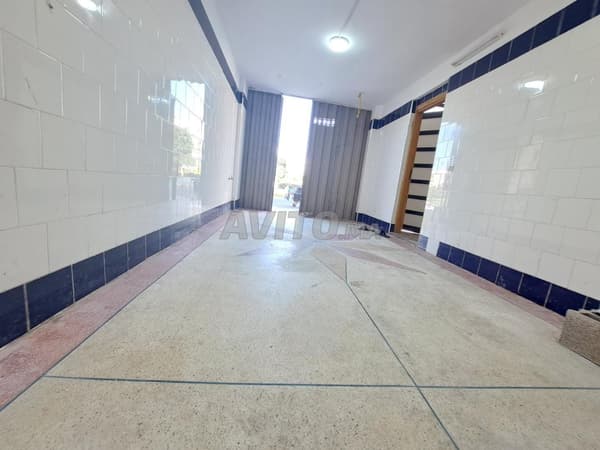 Shop for Management, 28 m², Annassr next to Hay Chrifa