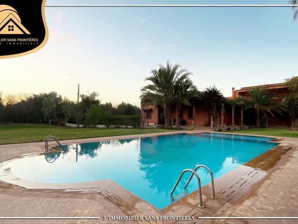 Leere Villa zu vermieten an der Route de l’Ourika, Marrakesch – 1 Hektar Grundstück