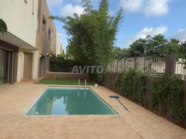 Modern villa te huur
