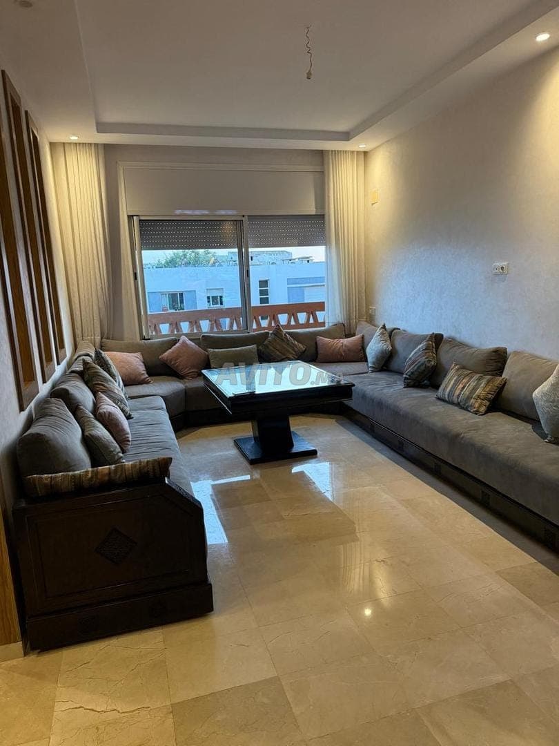 🏡 شقة مفروشة للإيجار – المنصورية 🌊