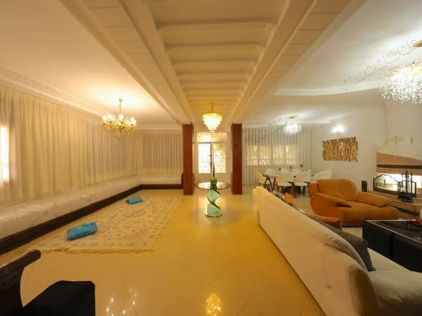 Villa à vendre 300m à Hay Lalla Soukaina Fès