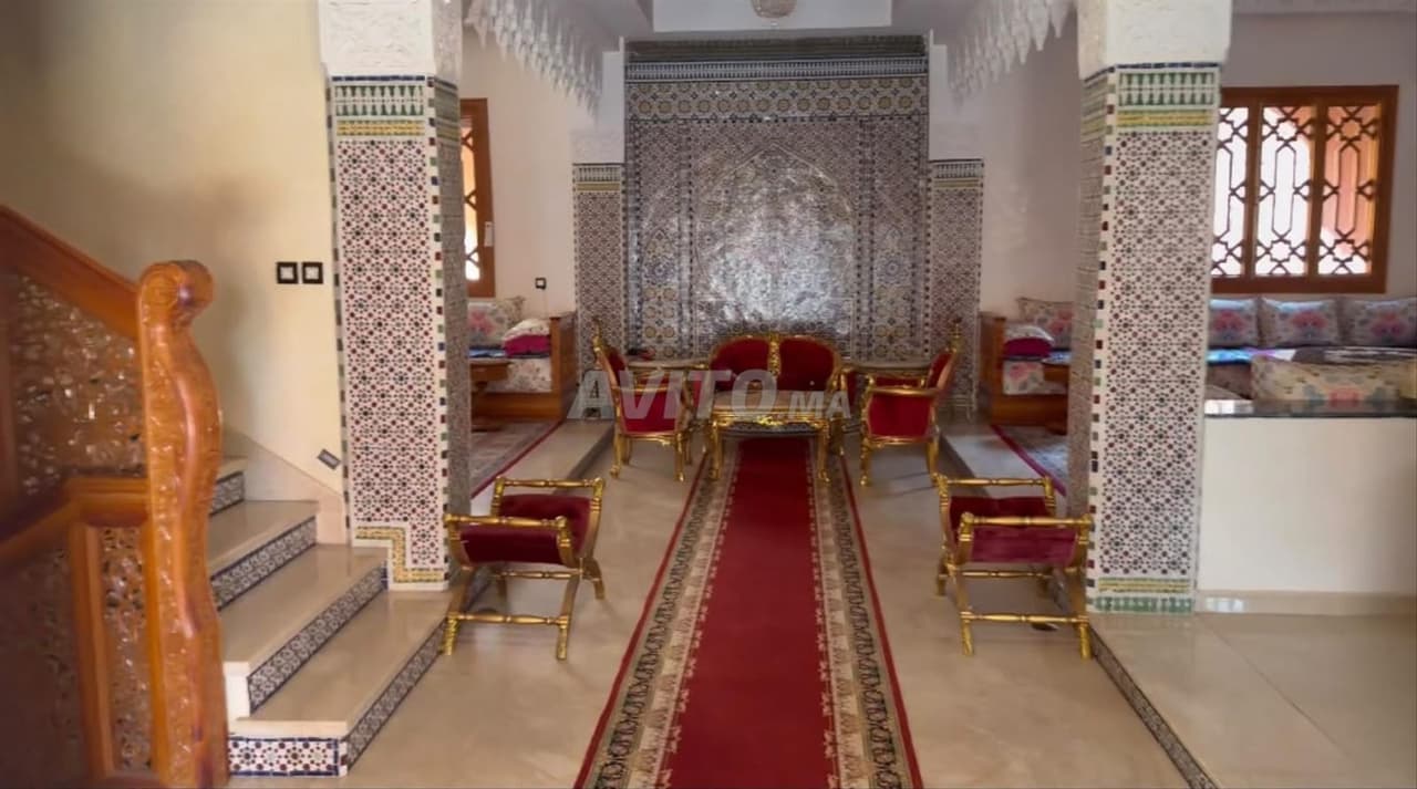 فيلا للبيع بتارغا المسمودي