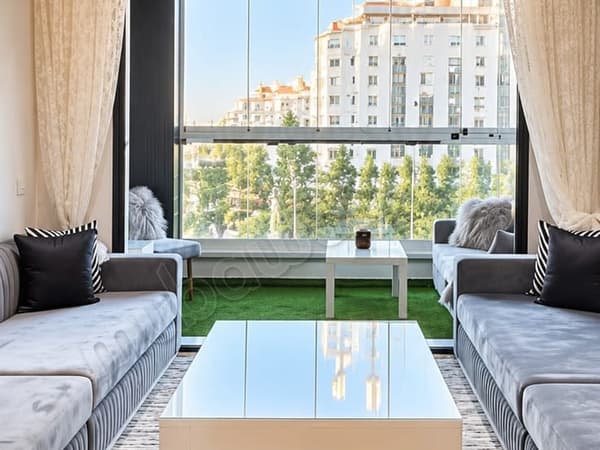 Apartment on the Corniche for rent