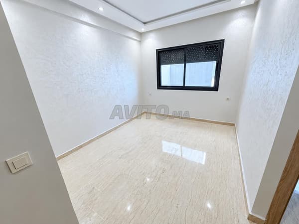 🏢 Appartement 2 chambres à Roches Noires