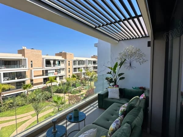 Appartement traversant à vendre