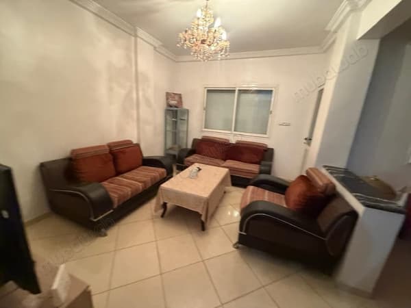 Appartement meublé de 130 m² à louer av des far