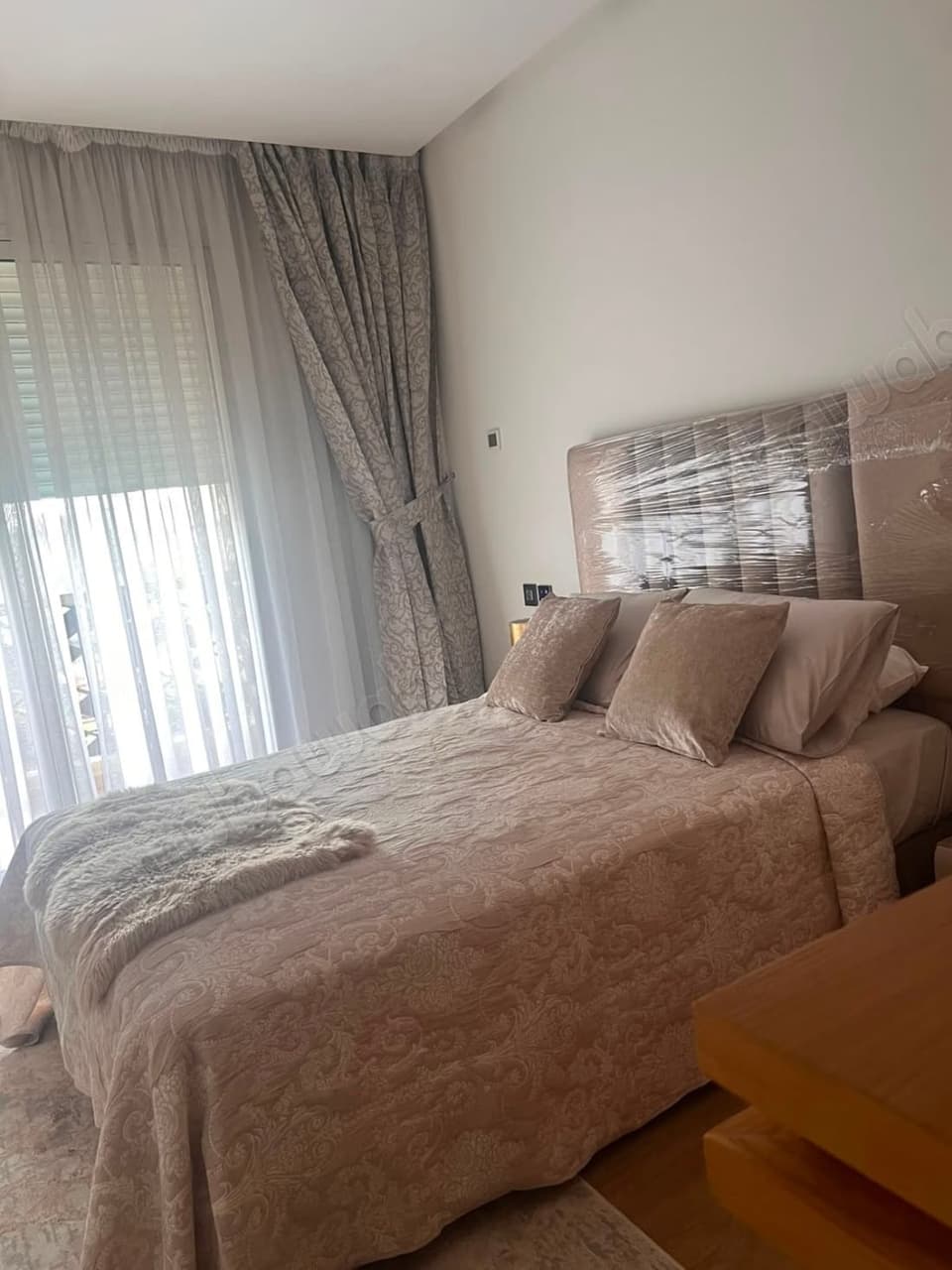 Appartement te huur in Oasis. 2 slaapkamers. Gemeubileerd
