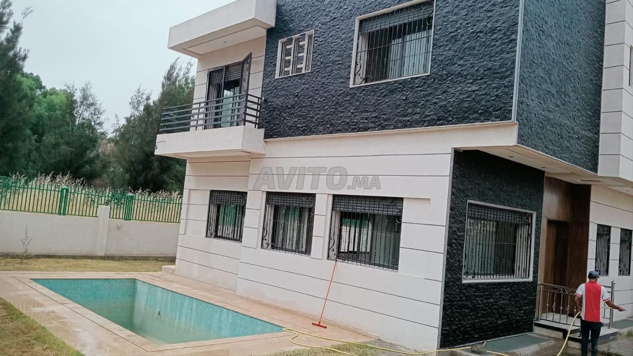 Villa haut standing 1ère ligne Golf Oued Fès