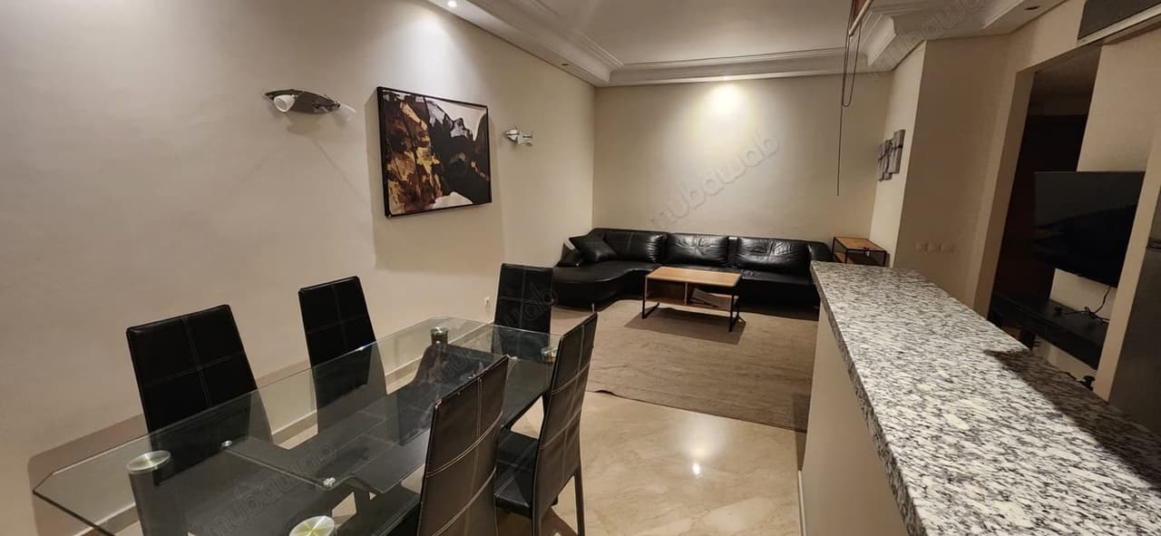 Gemeubileerd appartement in Socrate Maârif te huur