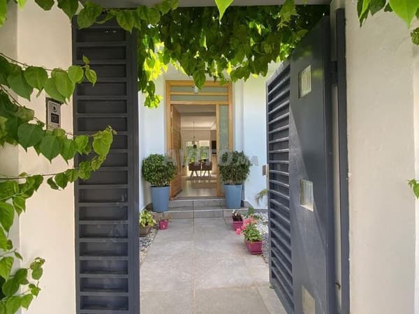 Belle maison à louer longue durée