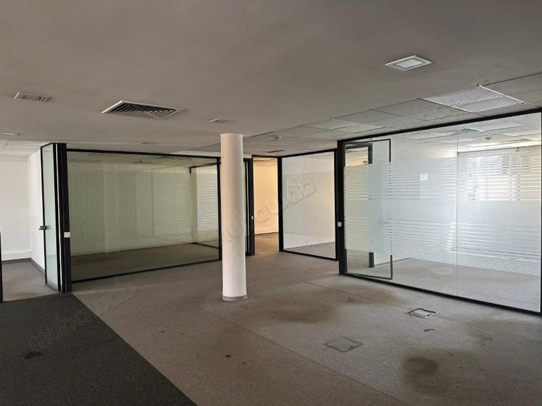 Plateau de bureau à louer sur GAUTHIER