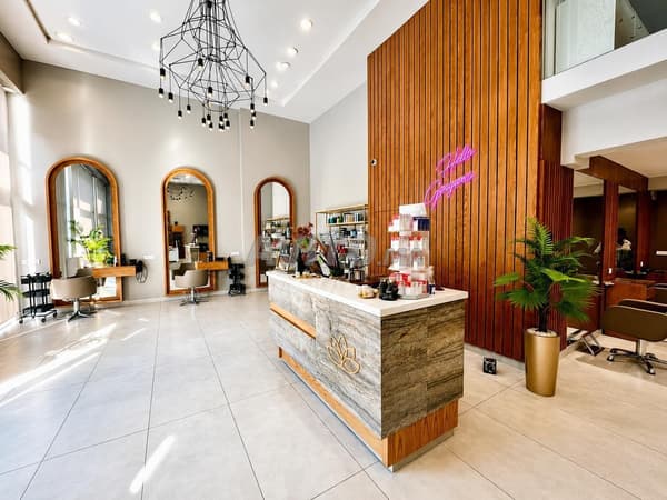 LOCAL POUR SPA ET BIEN ÊTRE AMÉNAGÉ 380M QUARTIER 2 MARS